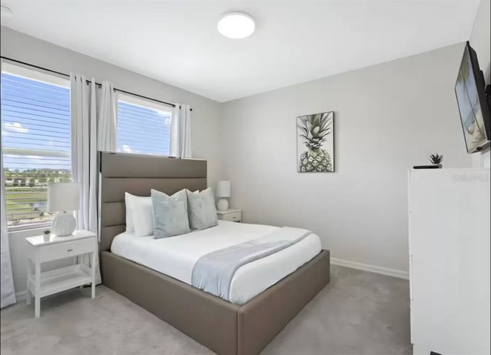 Image No.5-6 Bed House for sale