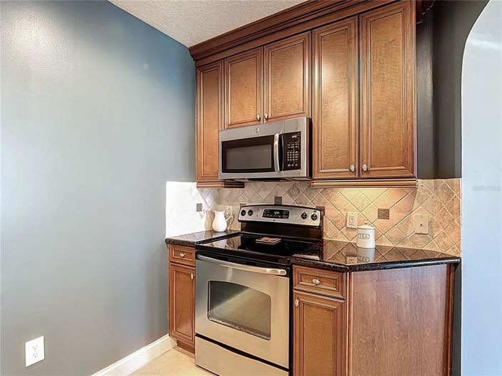 Image No.12-3 Bed Apartment for sale