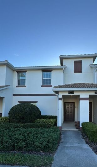 Image No.1-4 Bed Townhouse for sale