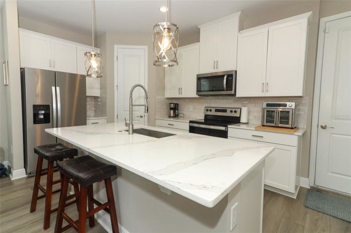 Image No.11-3 Bed House for sale