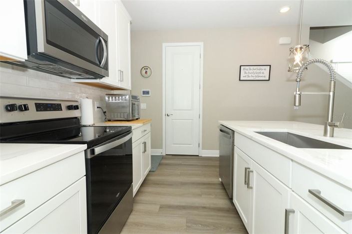 Image No.13-3 Bed House for sale