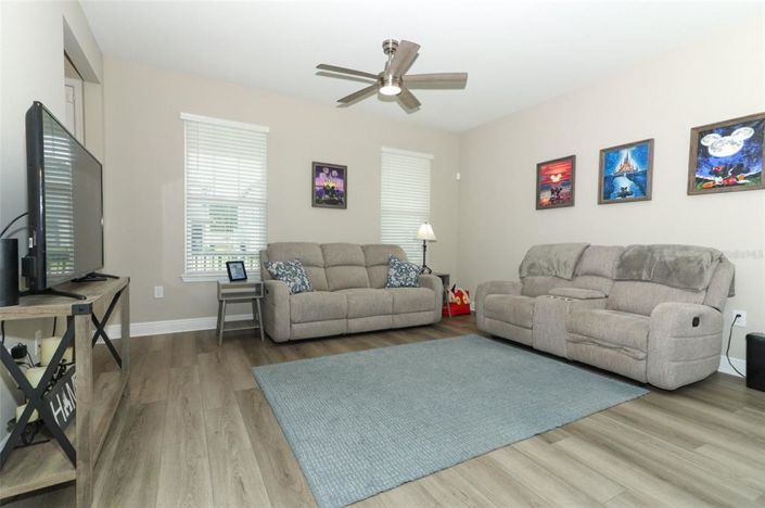 Image No.6-3 Bed House for sale