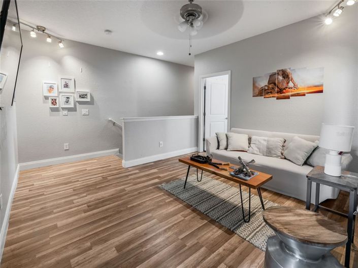 Image No.28-3 Bed Townhouse for sale