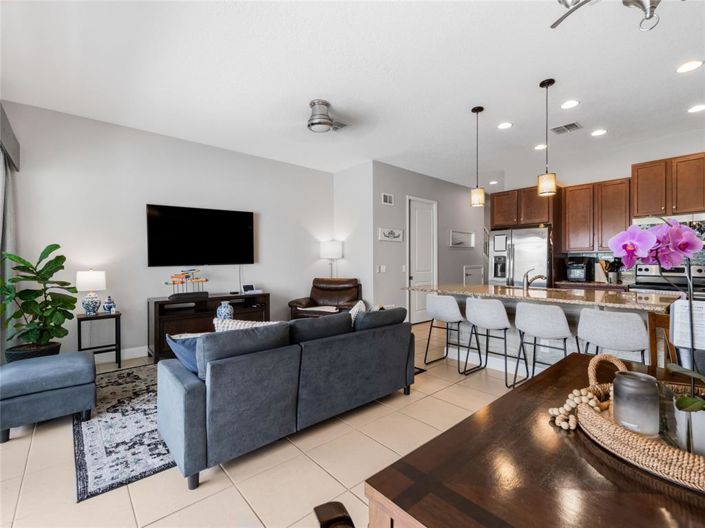 Image No.6-3 Bed Townhouse for sale