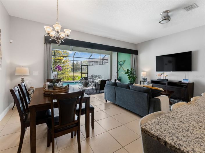 Image No.8-3 Bed Townhouse for sale