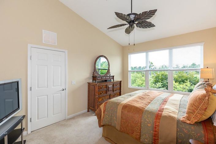 Image No.21-3 Bed Apartment for sale