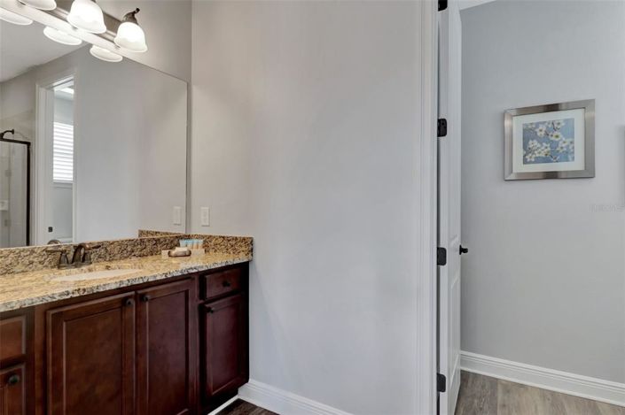 Image No.39-10 Bed House for sale