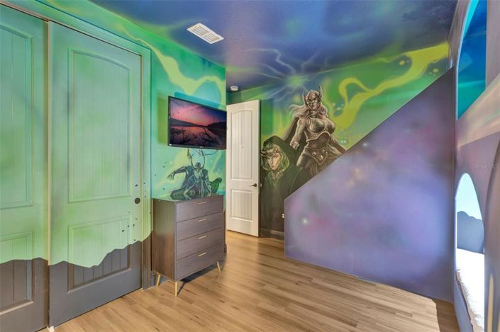 Image No.18-11 Bed House for sale