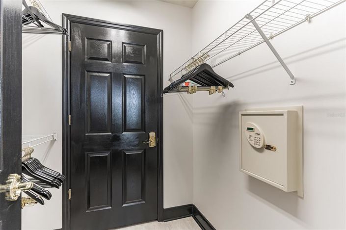 Image No.20-3 Bed Apartment for sale