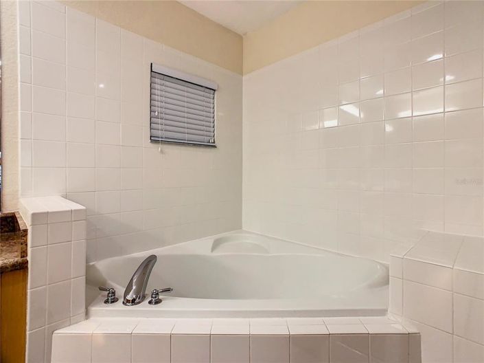 Image No.31-3 Bed Apartment for sale
