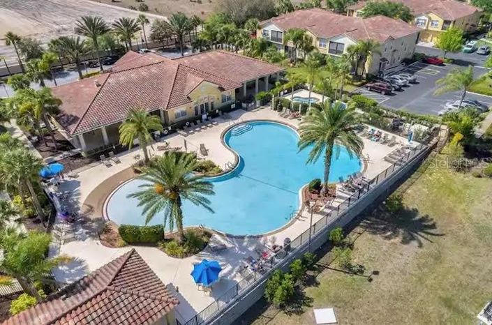 Image No.18-3 Bed Townhouse for sale