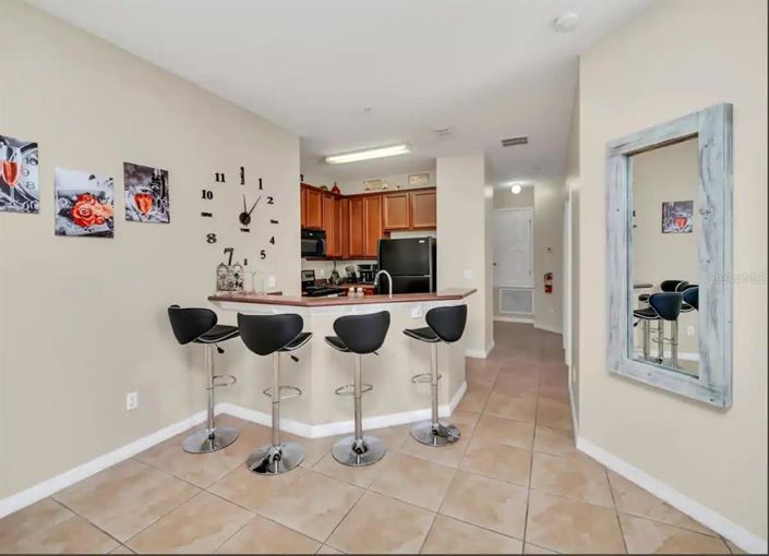 Image No.8-3 Bed Townhouse for sale