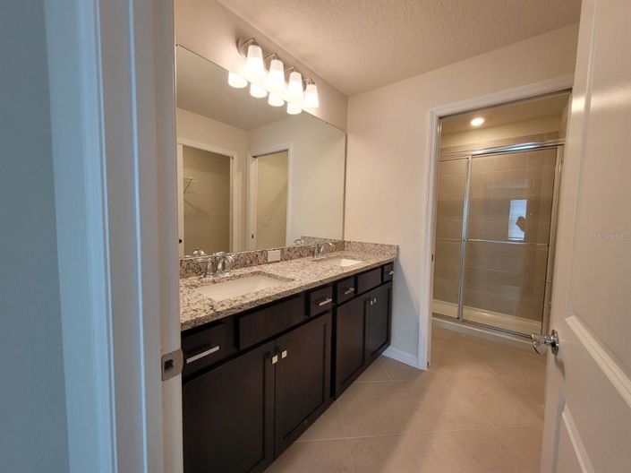 Image No.9-Maison de ville de 5 chambres à vendre à Saint John