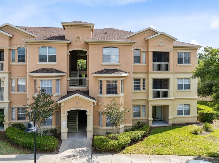 Image No.1-2 Bed Townhouse for sale