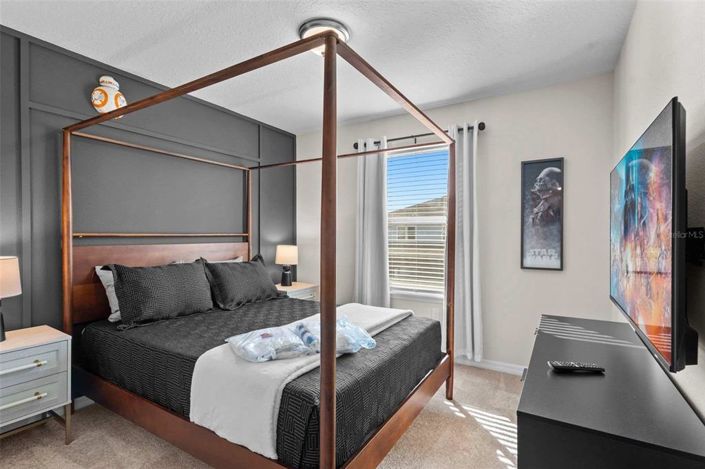 Image No.20-5 Bed Townhouse for sale