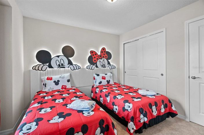 Image No.31-5 Bed Townhouse for sale