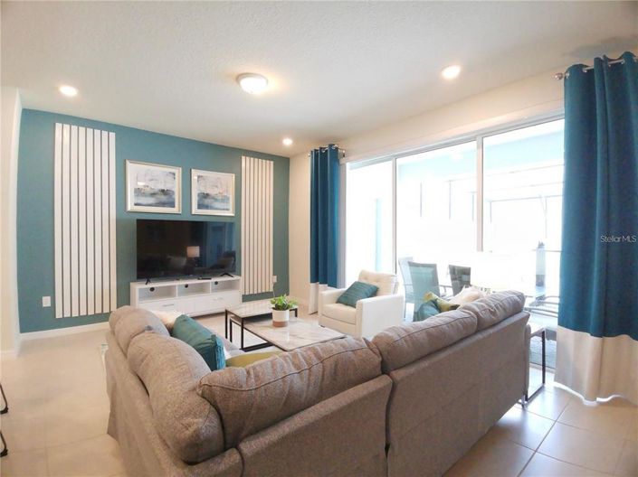 Image No.6-5 Bed Townhouse for sale