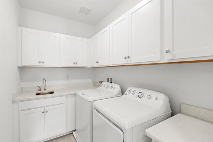 Image No.26-5 Bed House for sale