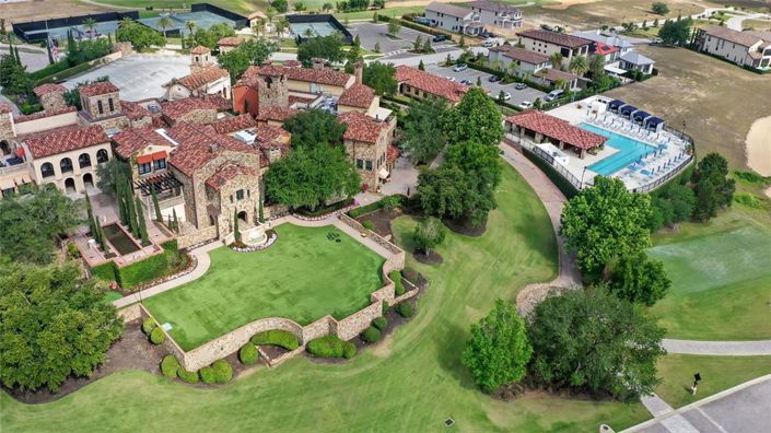 Image No.42-5 Bed House for sale