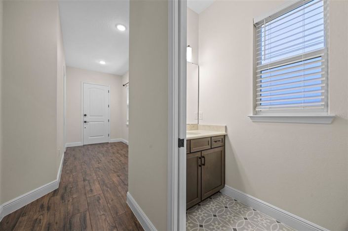 Image No.36-4 Bed House for sale