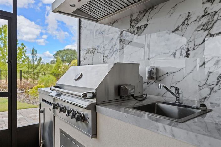 Image No.41-4 Bed House for sale