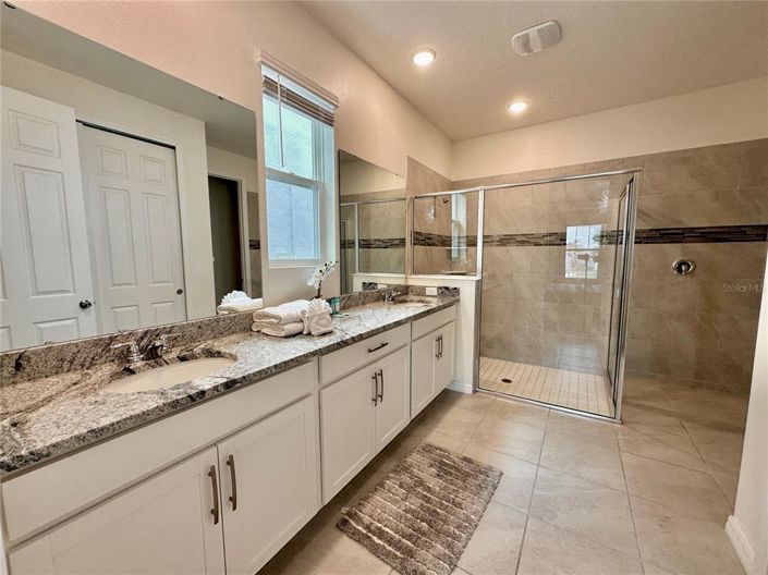 Image No.5-5 Bed House for sale