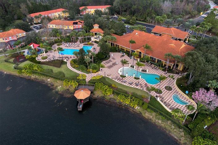 Image No.41-4 Bed Townhouse for sale