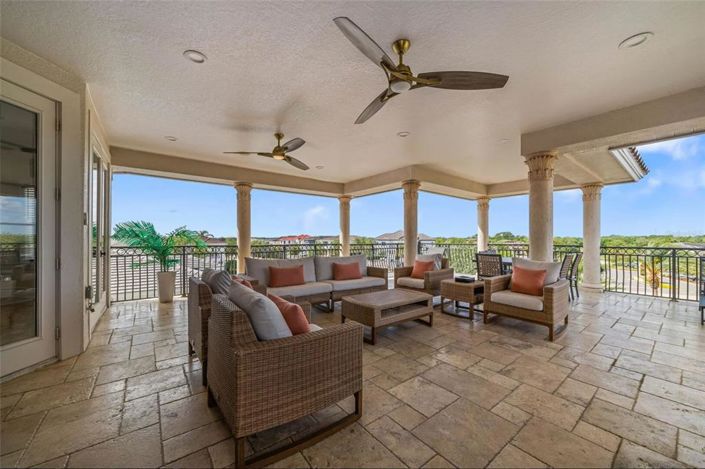 Image No.55-5 Bed House for sale