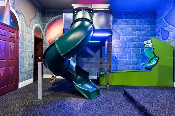 Image No.60-5 Bed House for sale