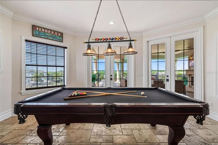 Image No.7-5 Bed House for sale