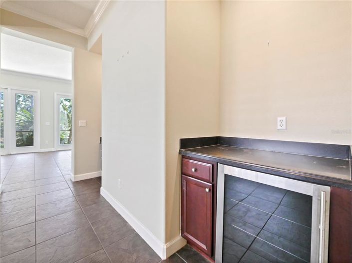 Image No.21-4 Bed House for sale