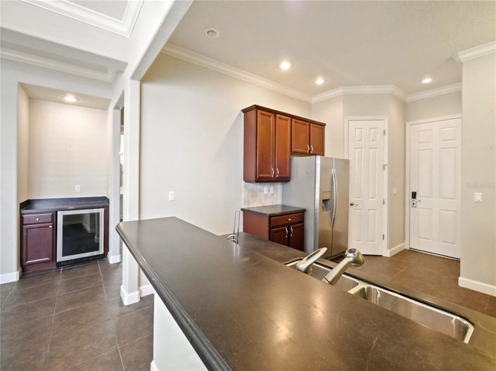 Image No.25-4 Bed House for sale