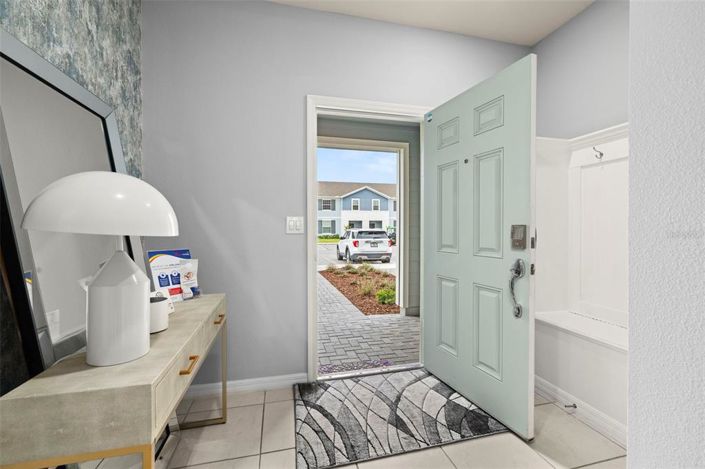 Image No.18-5 Bed Townhouse for sale