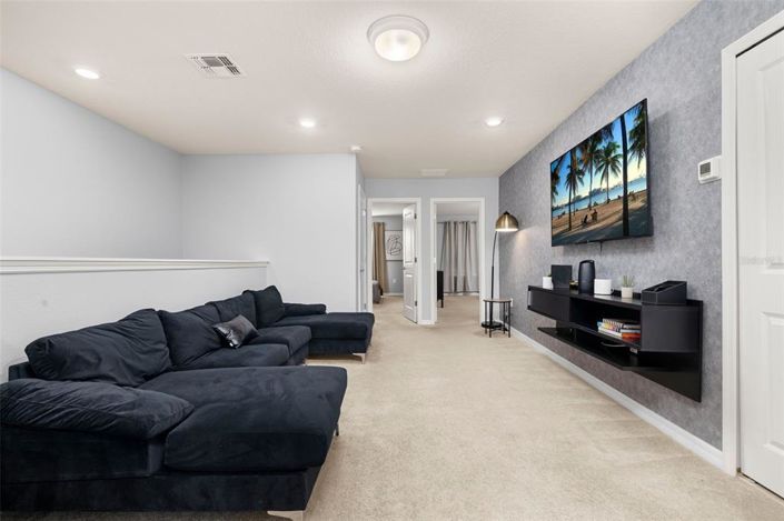 Image No.20-5 Bed Townhouse for sale