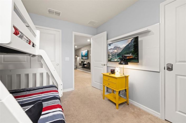 Image No.25-5 Bed Townhouse for sale