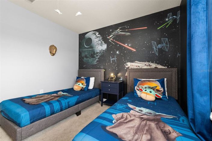 Image No.27-5 Bed Townhouse for sale