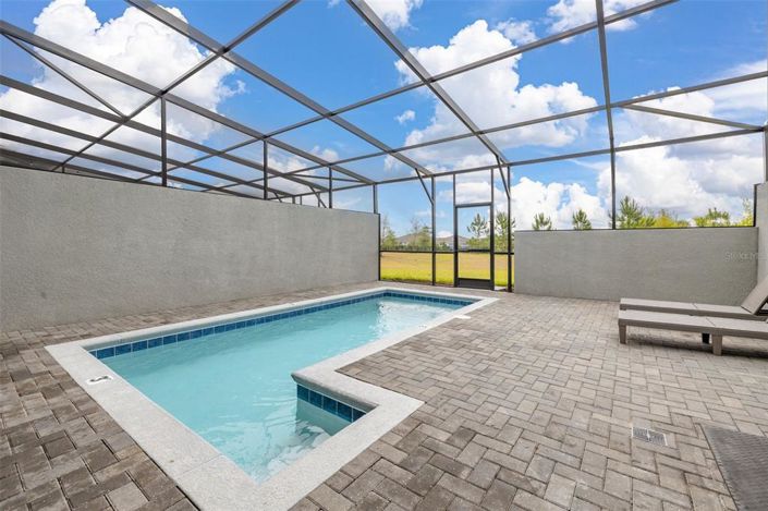 Image No.46-5 Bed Townhouse for sale