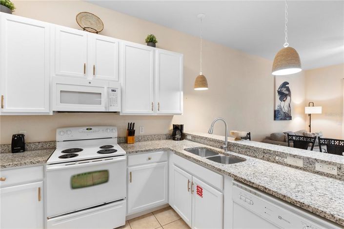 Image No.10-3 Bed Apartment for sale