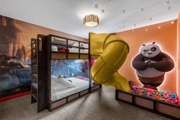 Image No.5-8 Bed Property for sale