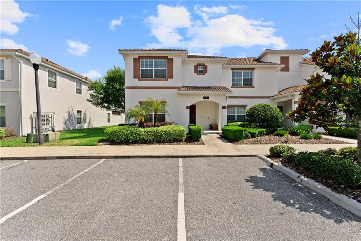 Image No.2-5 Bed Townhouse for sale