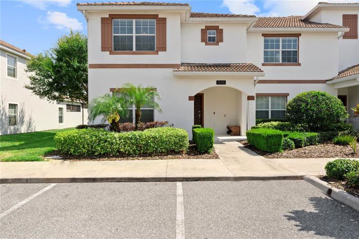 Image No.3-5 Bed Townhouse for sale