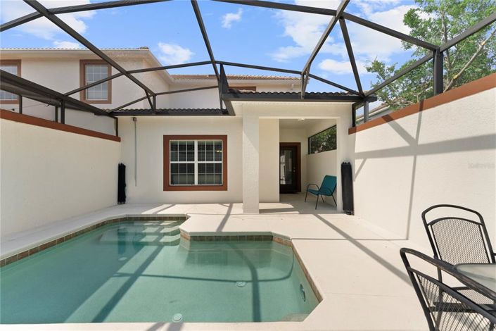 Image No.36-5 Bed Townhouse for sale