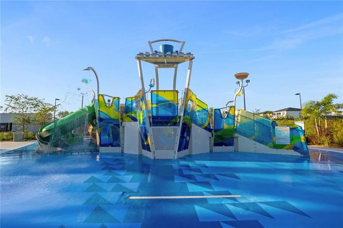 Image No.48-5 Bed Townhouse for sale