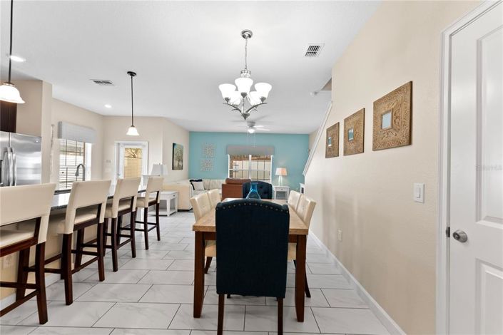 Image No.9-5 Bed Townhouse for sale