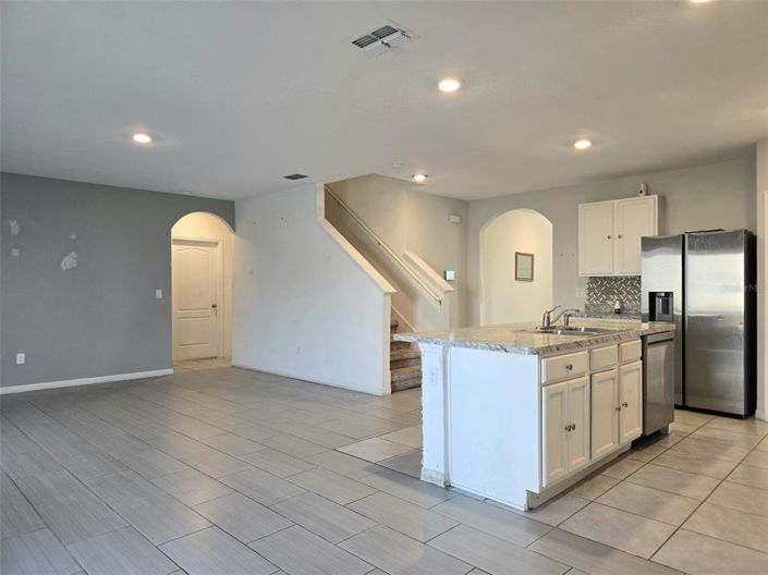 Image No.13-5 Bed Property for sale