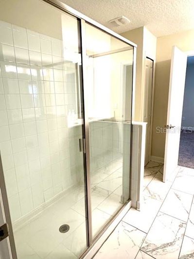 Image No.37-8 Bed Property for sale