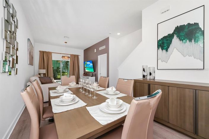 Image No.10-5 Bed Townhouse for sale