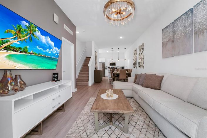 Image No.3-5 Bed Townhouse for sale