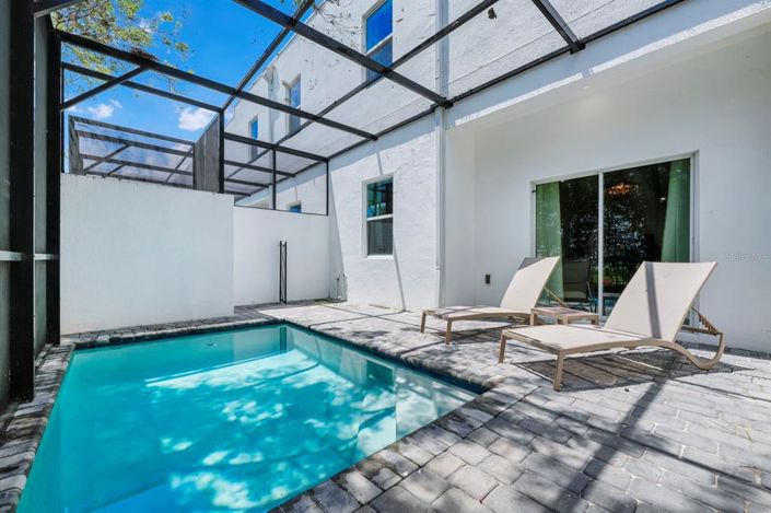 Image No.37-5 Bed Townhouse for sale