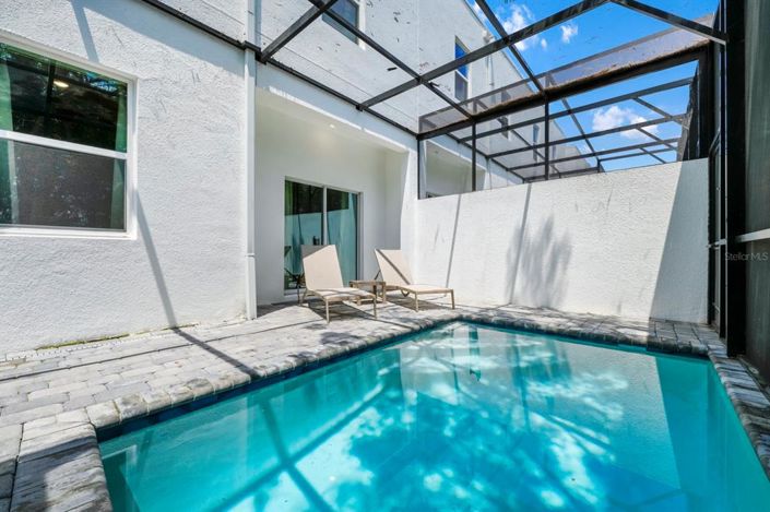 Image No.41-5 Bed Townhouse for sale